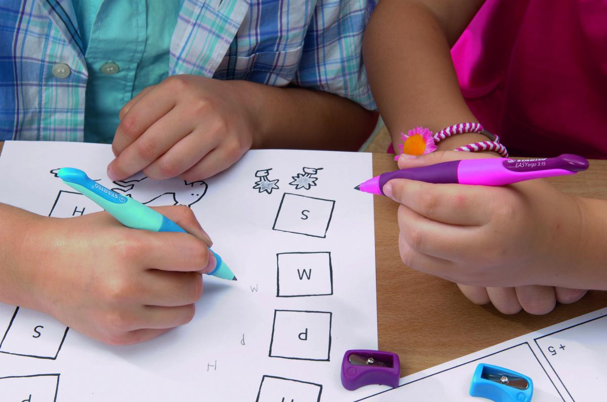 Roller guľôčkový STABILO EASYoriginal Holograph pre ľavákov, modrý